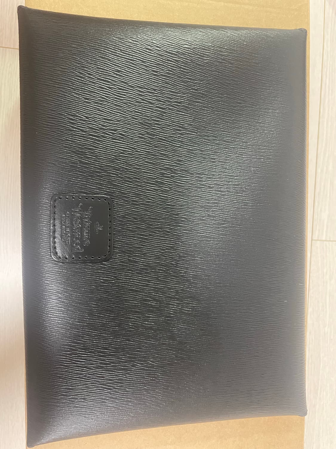 비비안웨스트우드 클러치 (블랙 / 은장) 상품이미지2