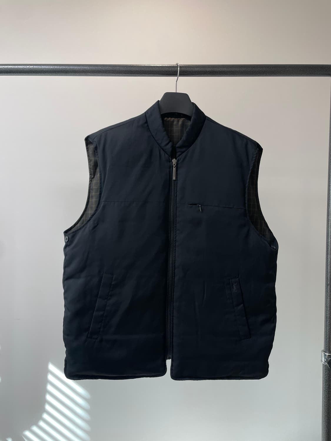 (105) ysl 입생로랑 리버시블 덕다운 패딩 베스트 상품이미지4