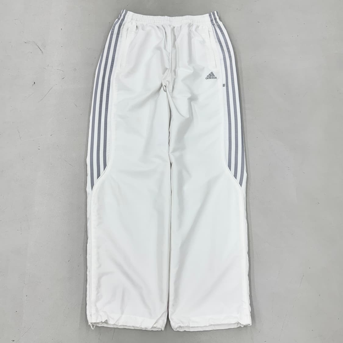 아디다스 00s 삼선 흰은 올드스쿨 와이드 바람막이 트랙팬츠 상품이미지2