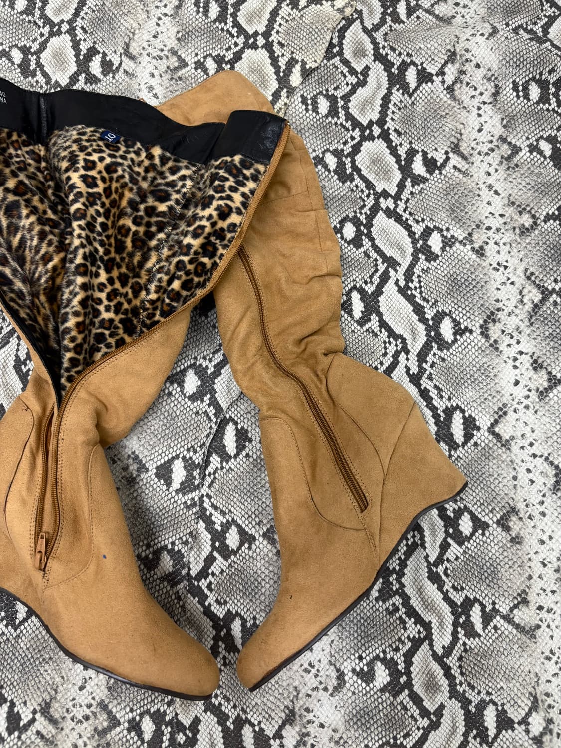 “Vintage” Y2K Leopard Detail Brown Long  상품이미지4