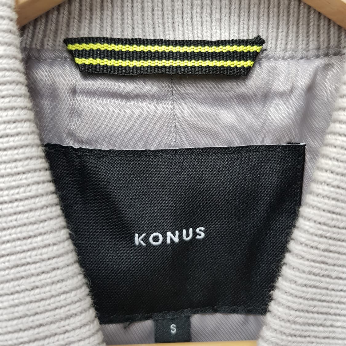 코너스 지퍼 디테일 항공점퍼 S사이즈    상품이미지3