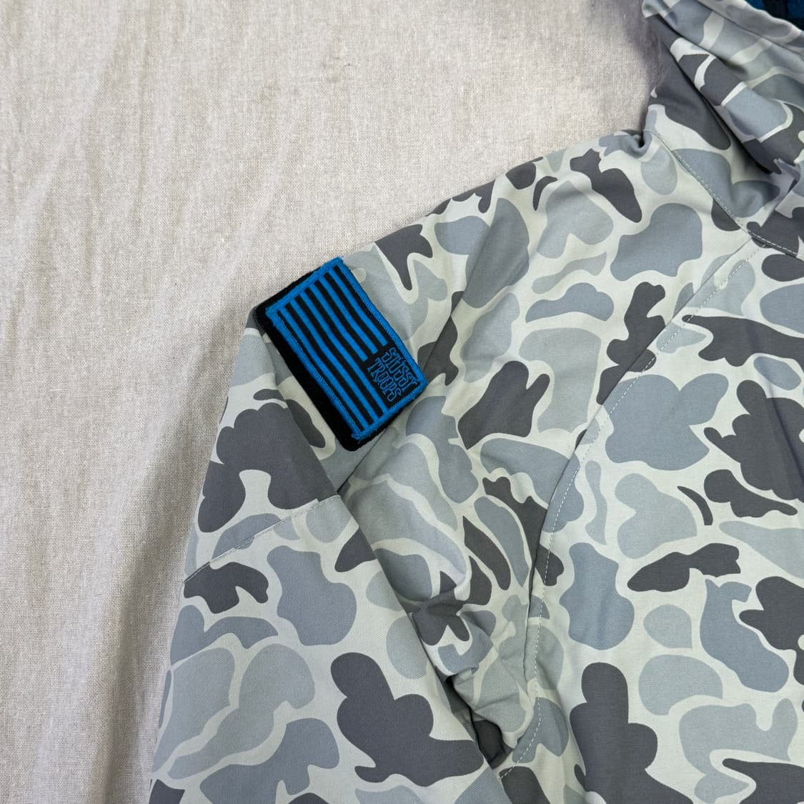 스투시 00s 밀리터리 카모 투웨이 점퍼 S 상품이미지2