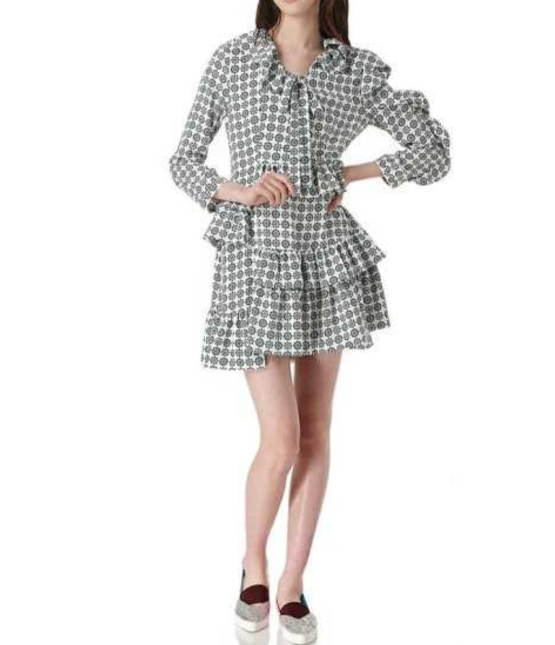 럭키슈에뜨 러플 미니원피스 36사이즈 상품이미지3