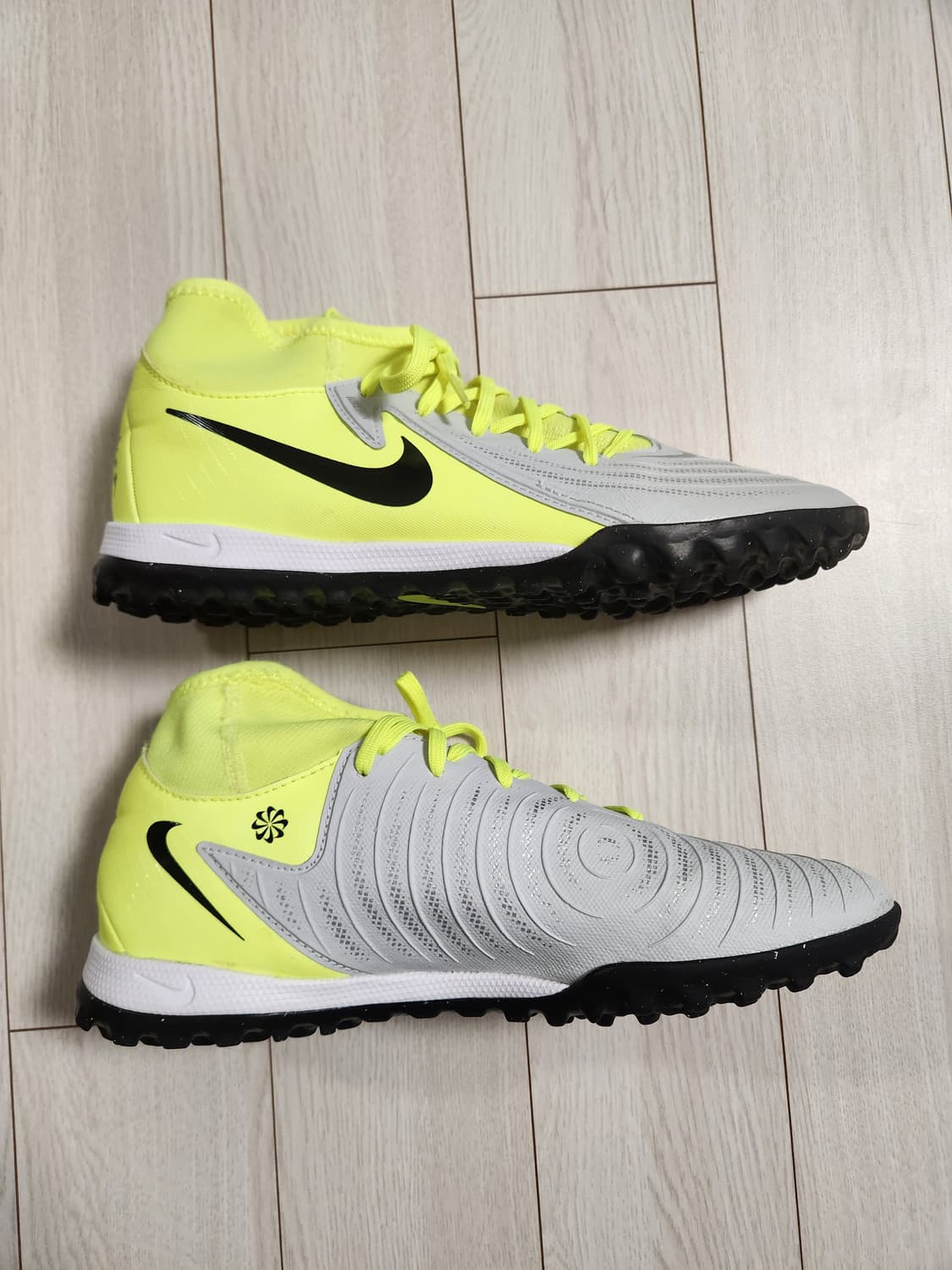 나이키 풋살화 팬텀 루나 2 아카데미 TF(FJ2566-003) 사이즈2 상품이미지7