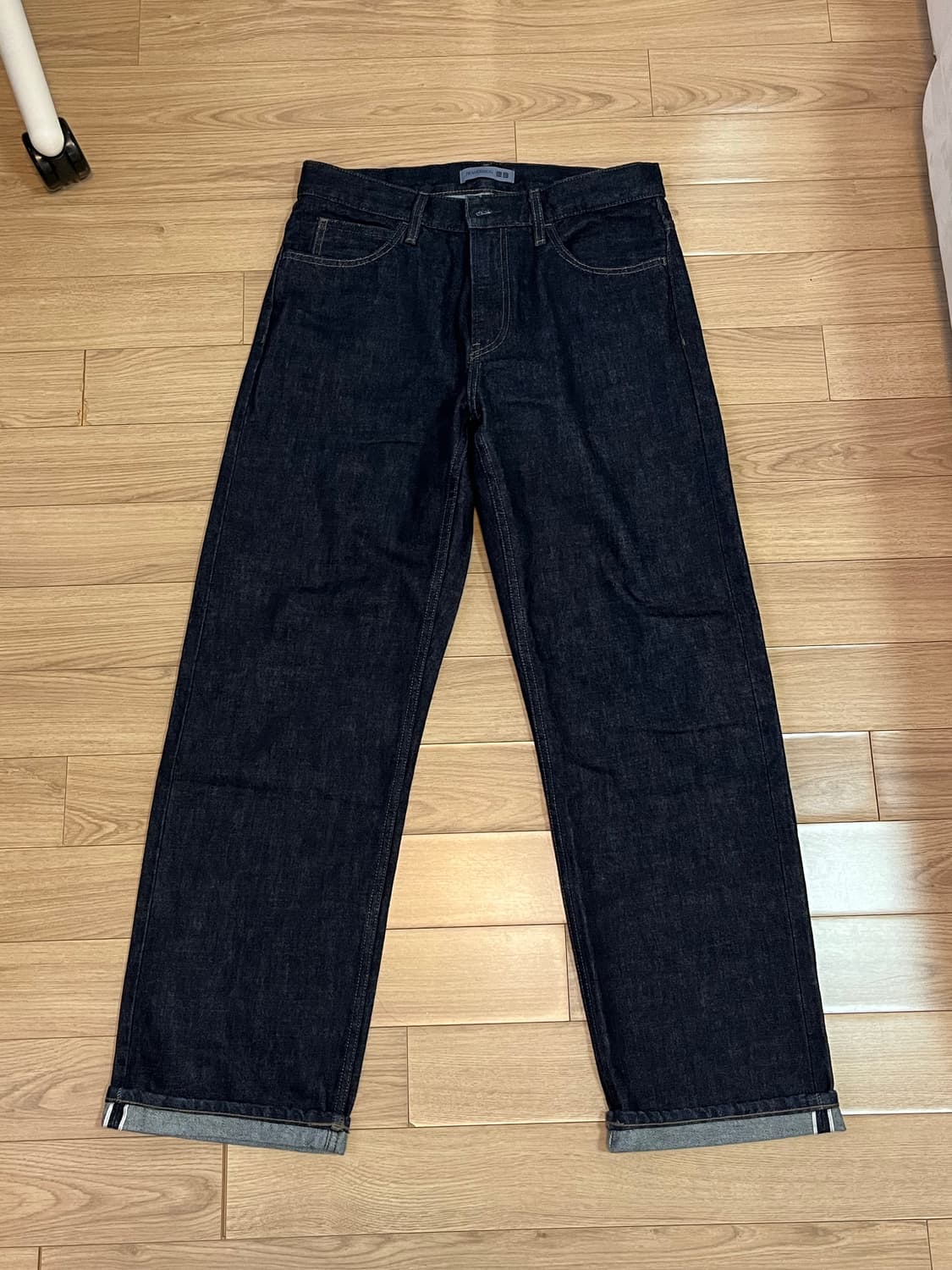 유니클로 JW앤더슨 셀비지 스트레이트 진 31 상품이미지1