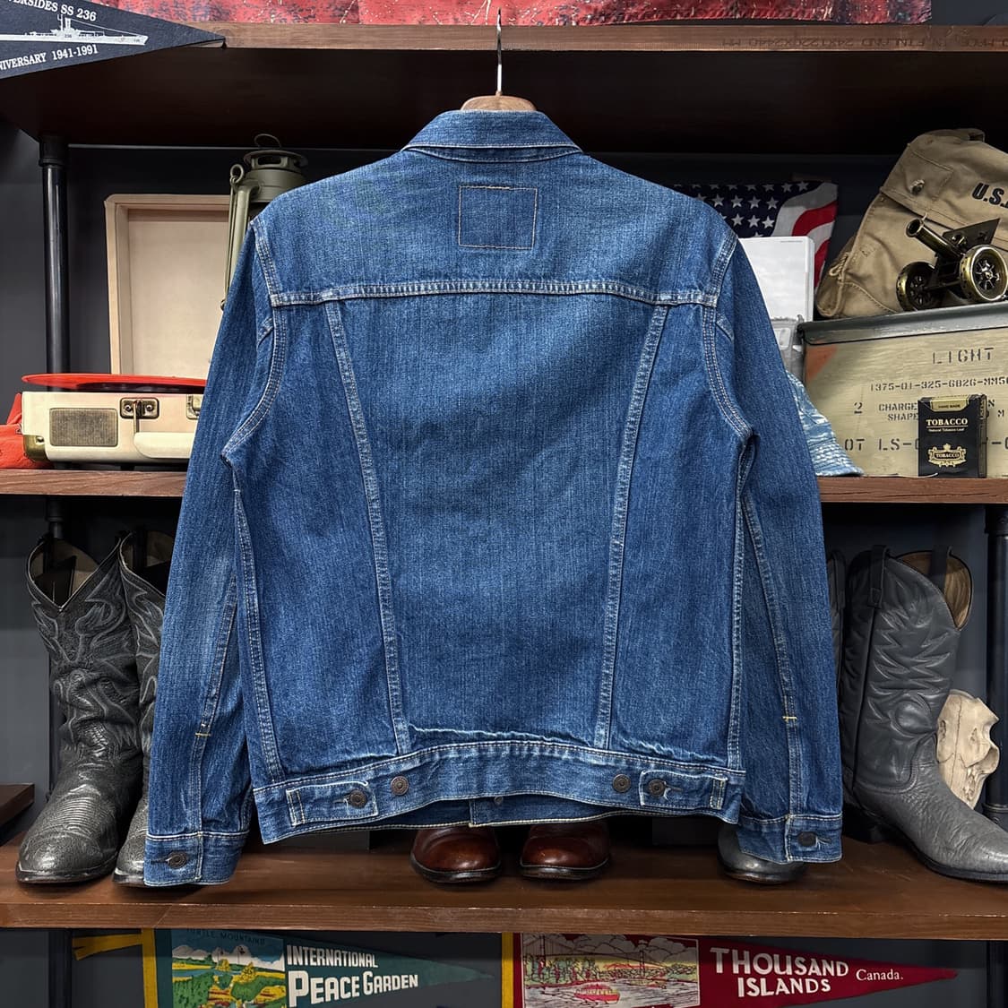 리바이스 빈티지 페이딩 72334 타입3 트러커 데님자켓 N920 상품이미지2