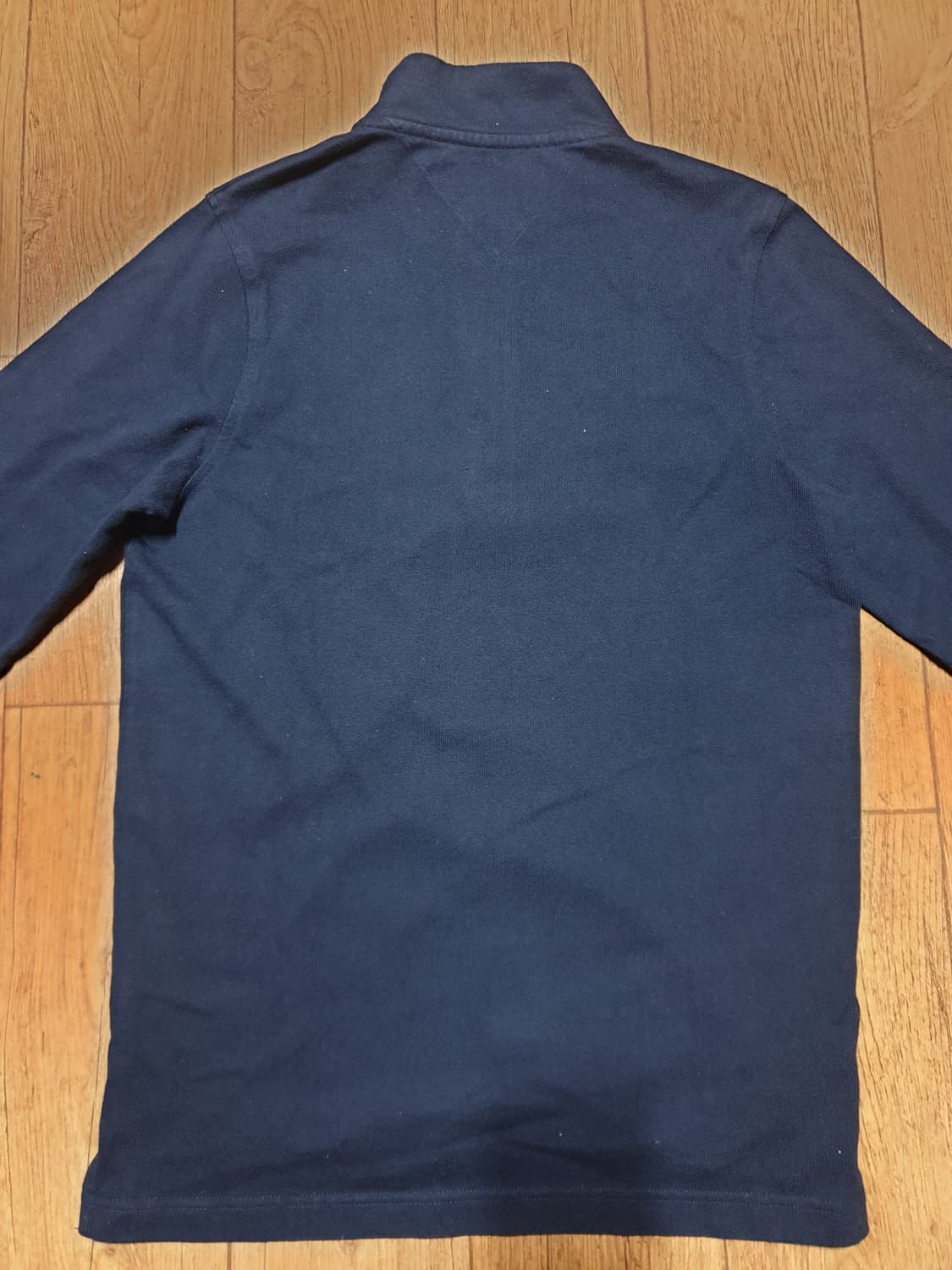 타미힐피거 반집업 긴팔티 90~95 사이즈입니다 상품이미지5