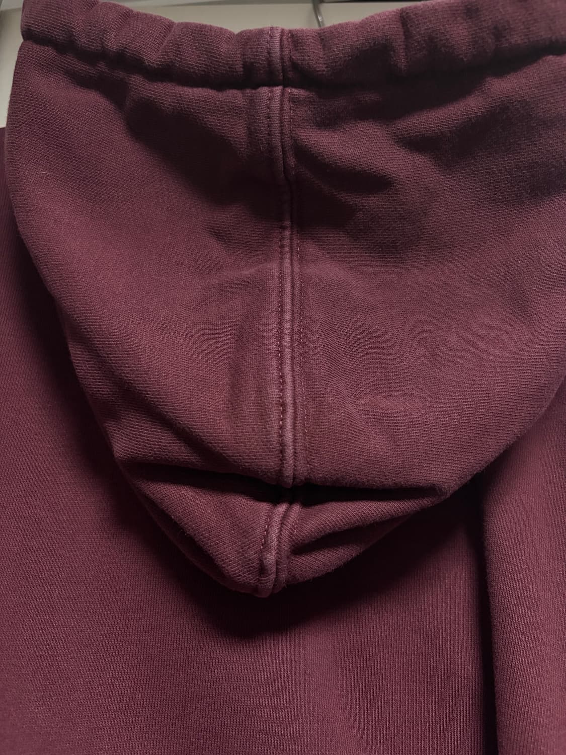 예스아이씨 로고 후디 버건디 상품이미지3