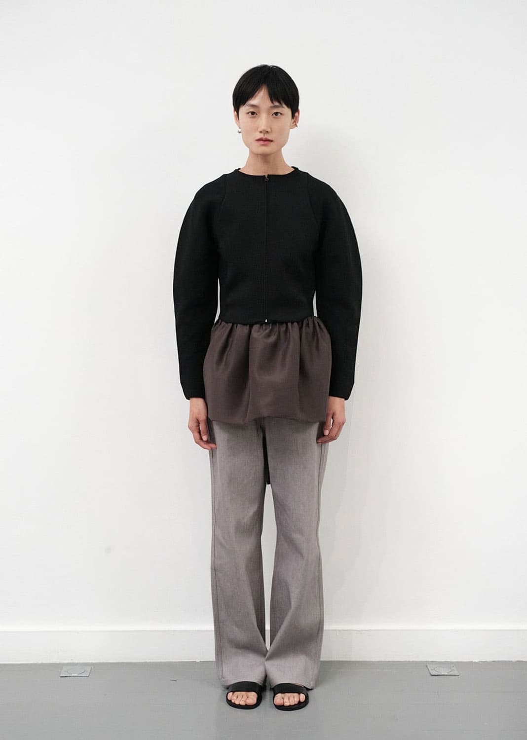 아모멘토 Rounded Zip-Up Cardigan, Grey 상품이미지7