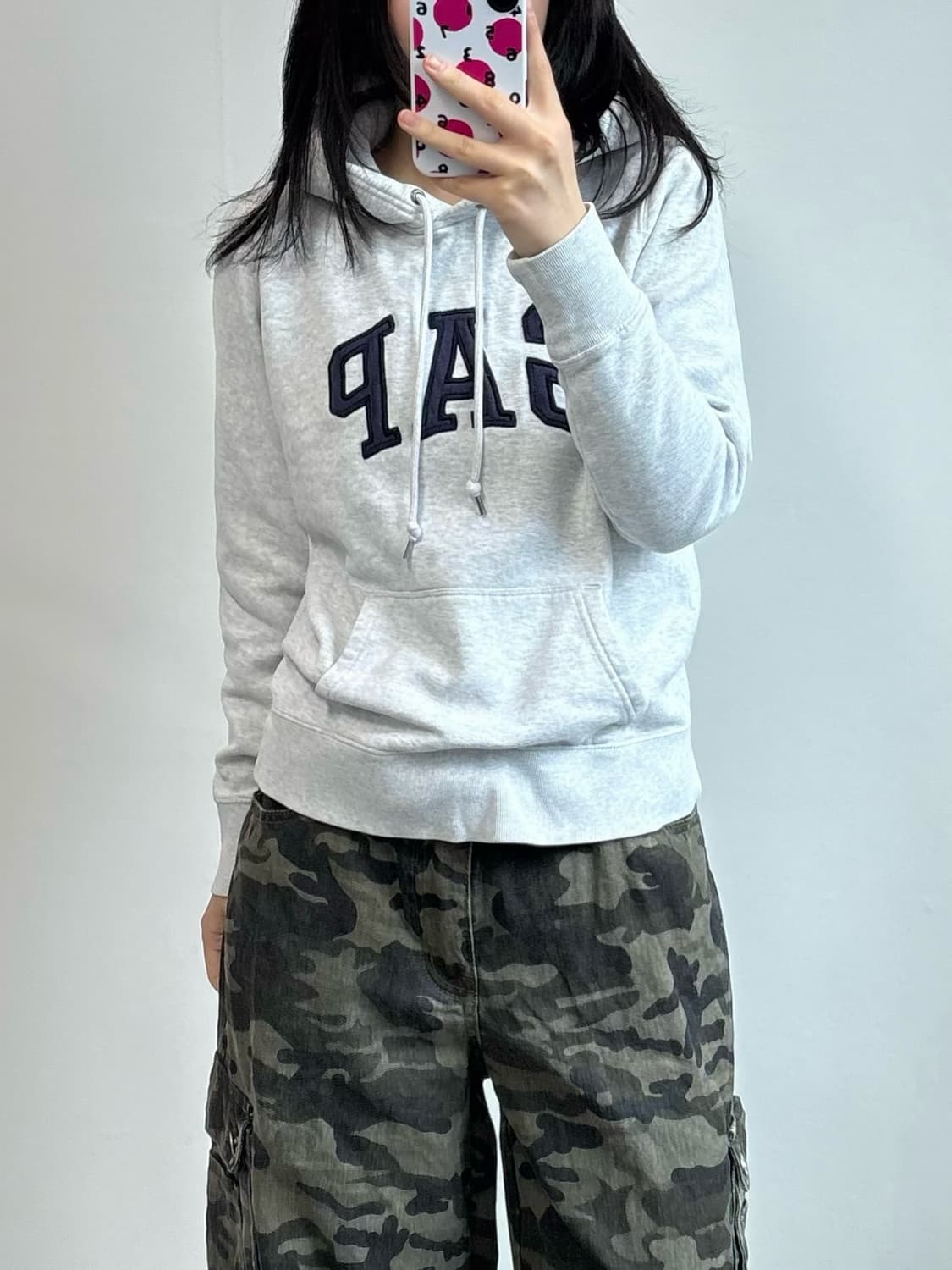 갭 빅로고 후드티 상품이미지1