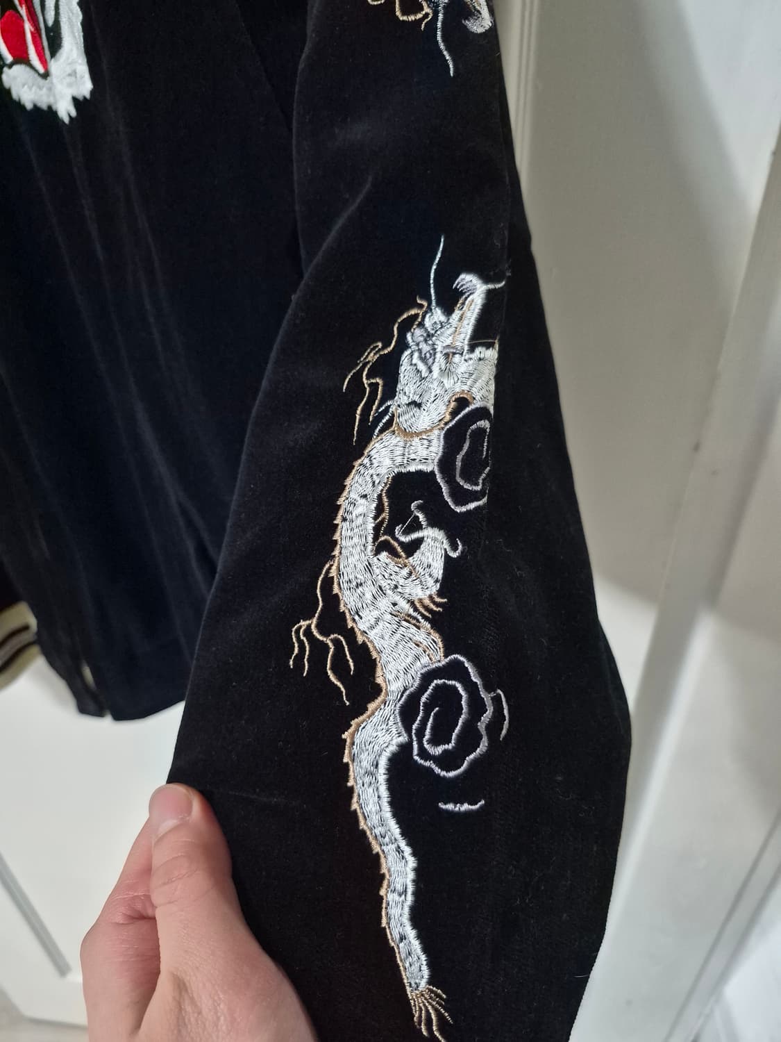 (F) 험버 벨벳 자수 스카쟌 백호 상품이미지5