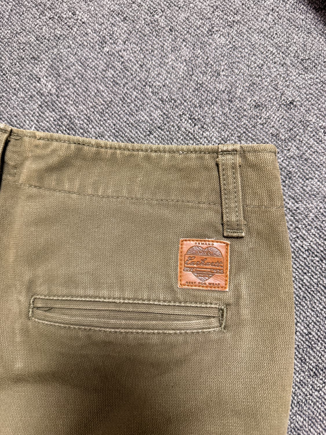 칼하트 올리브 팬츠 상품이미지1