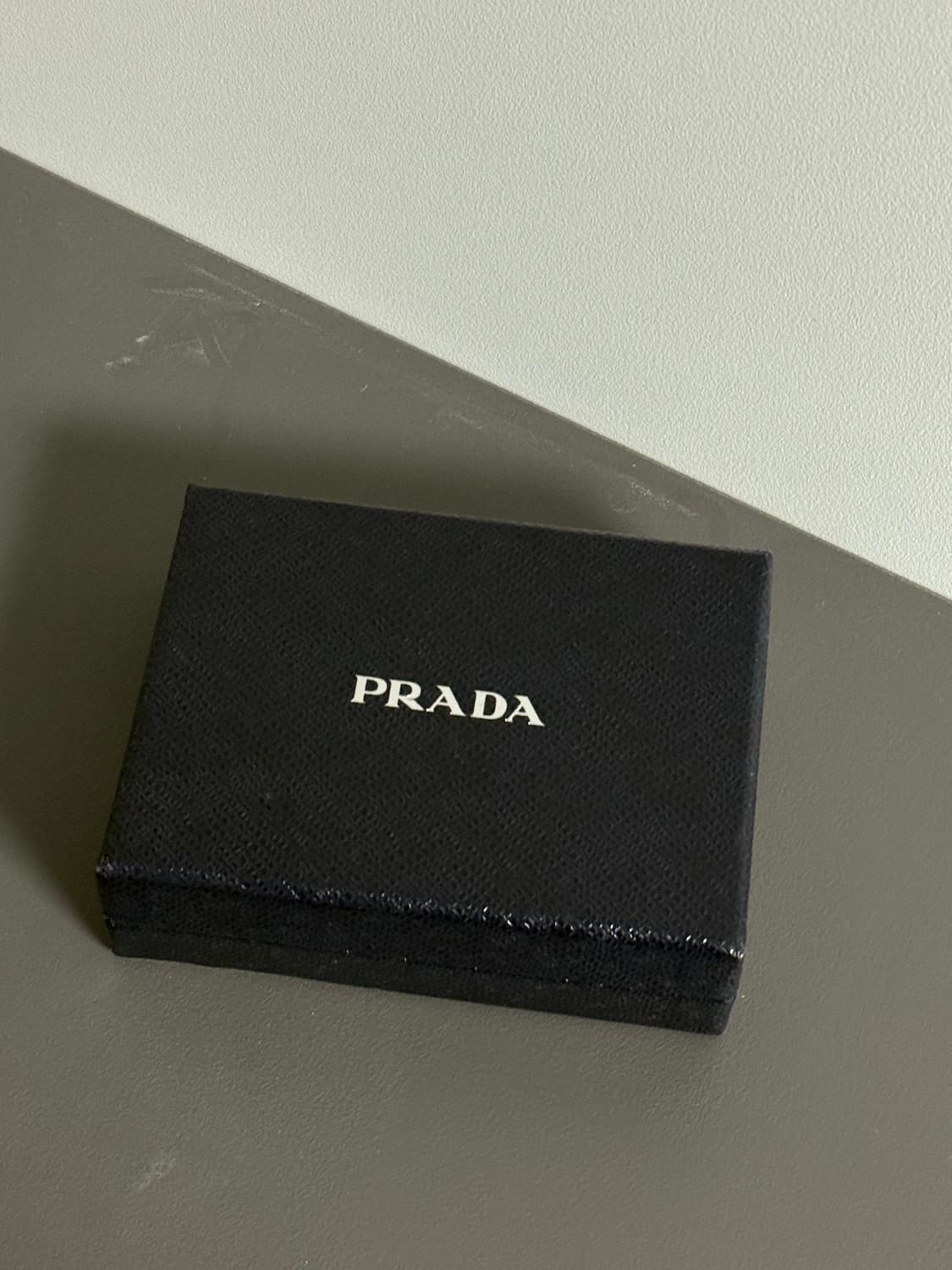 프라다 사피아노 블랙 반지갑 카드지갑 상품이미지4