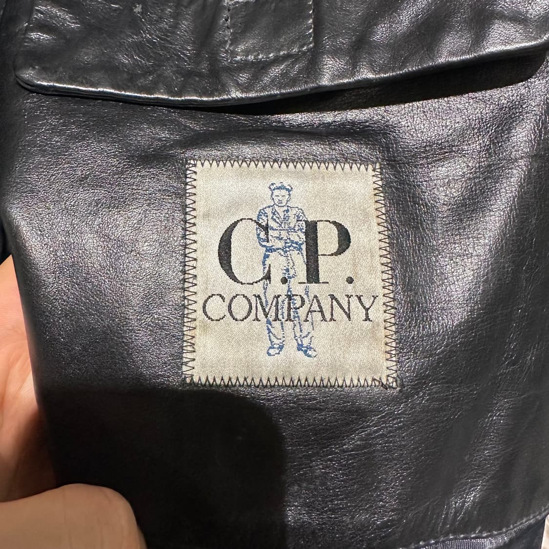 Cp컴퍼니 레더 자켓 상품이미지9