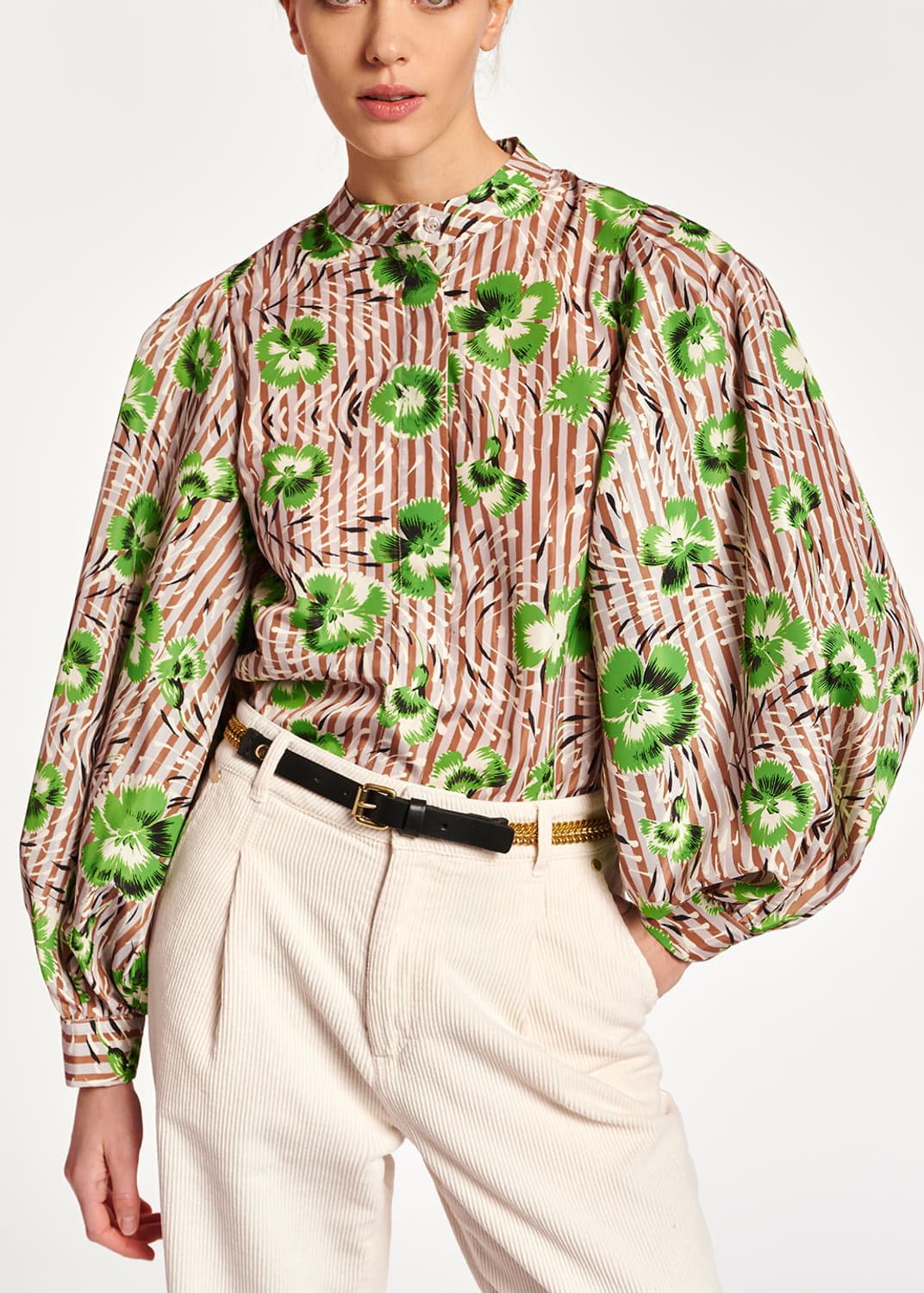 에센셜앤트워프 퍼프소매 블라우스 셔츠 (55) 1회착/상태극최상 상품이미지1