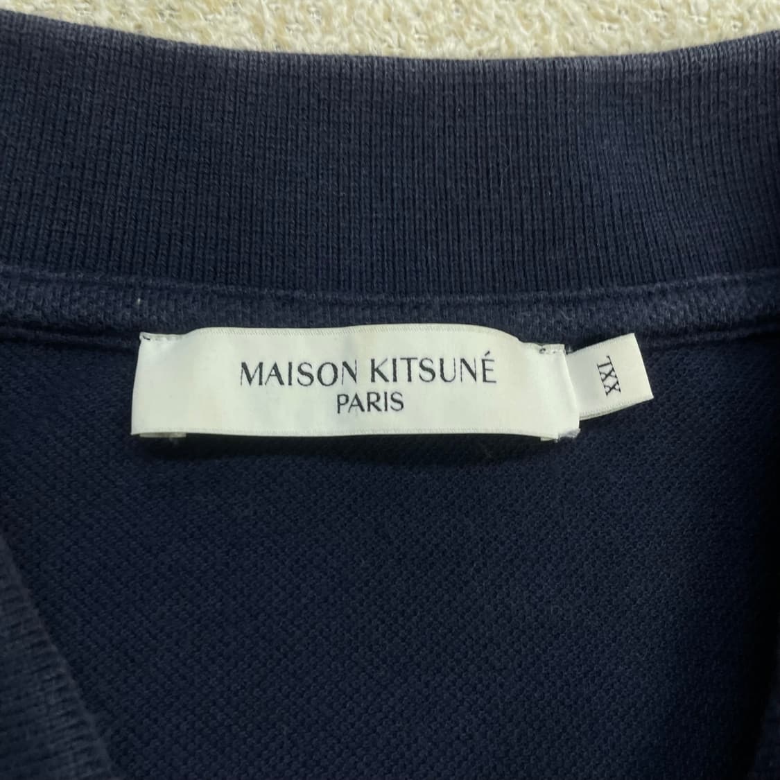 메종키츠네 폭스 헤드 카라티 네이비 상품이미지3