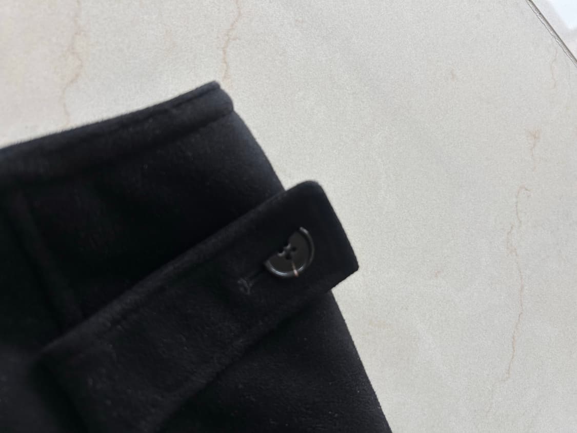 톰보이 블랙 후드 무스탕 재킷 상품이미지5