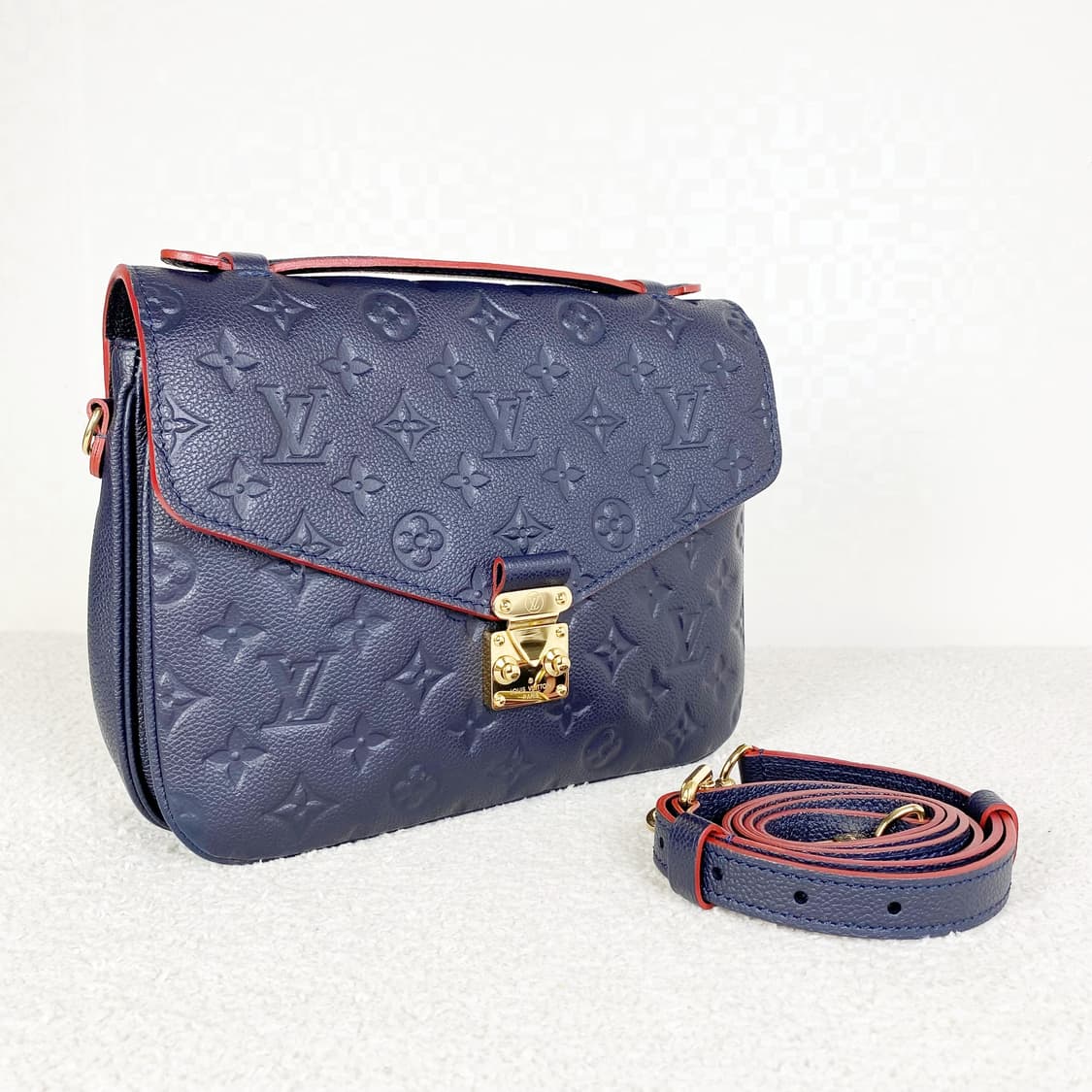 루이비통 숄더백 포쉐트 메티스 상품이미지2