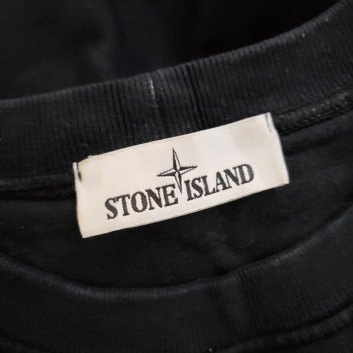 [백화점판]21FW 스톤아일랜드 맨투맨 M사이즈 상품이미지4
