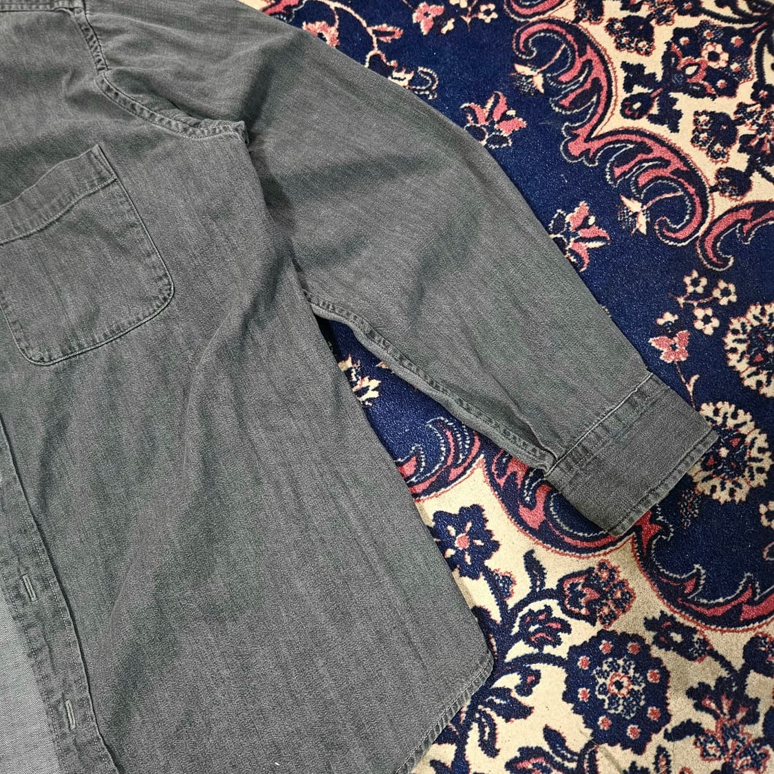 유니클로 버튼다운 흑청 데님 셔츠 L 상품이미지3