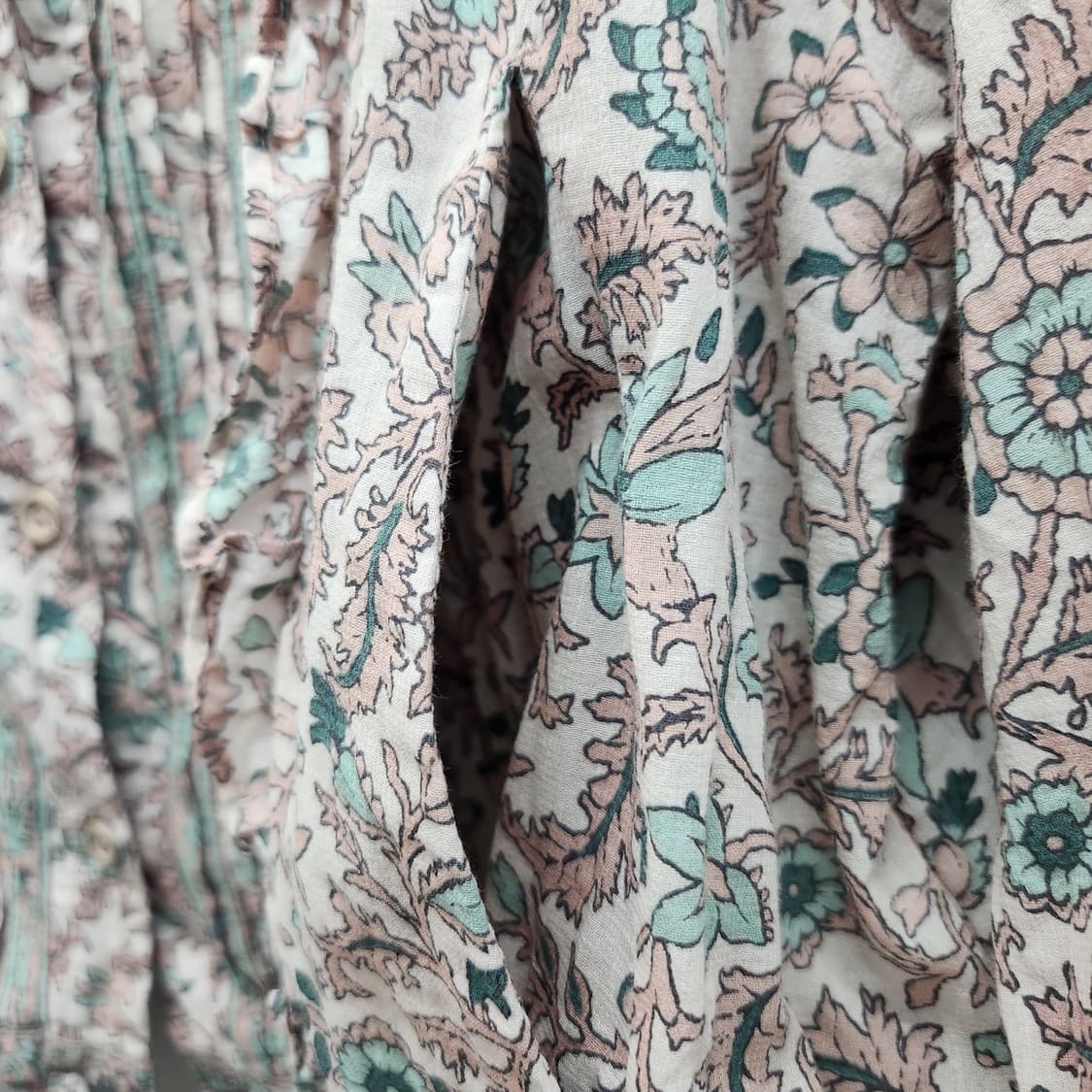 써스데이아일랜드 에스닉 플라워 프릴 블라우스 M(L) 상품이미지5