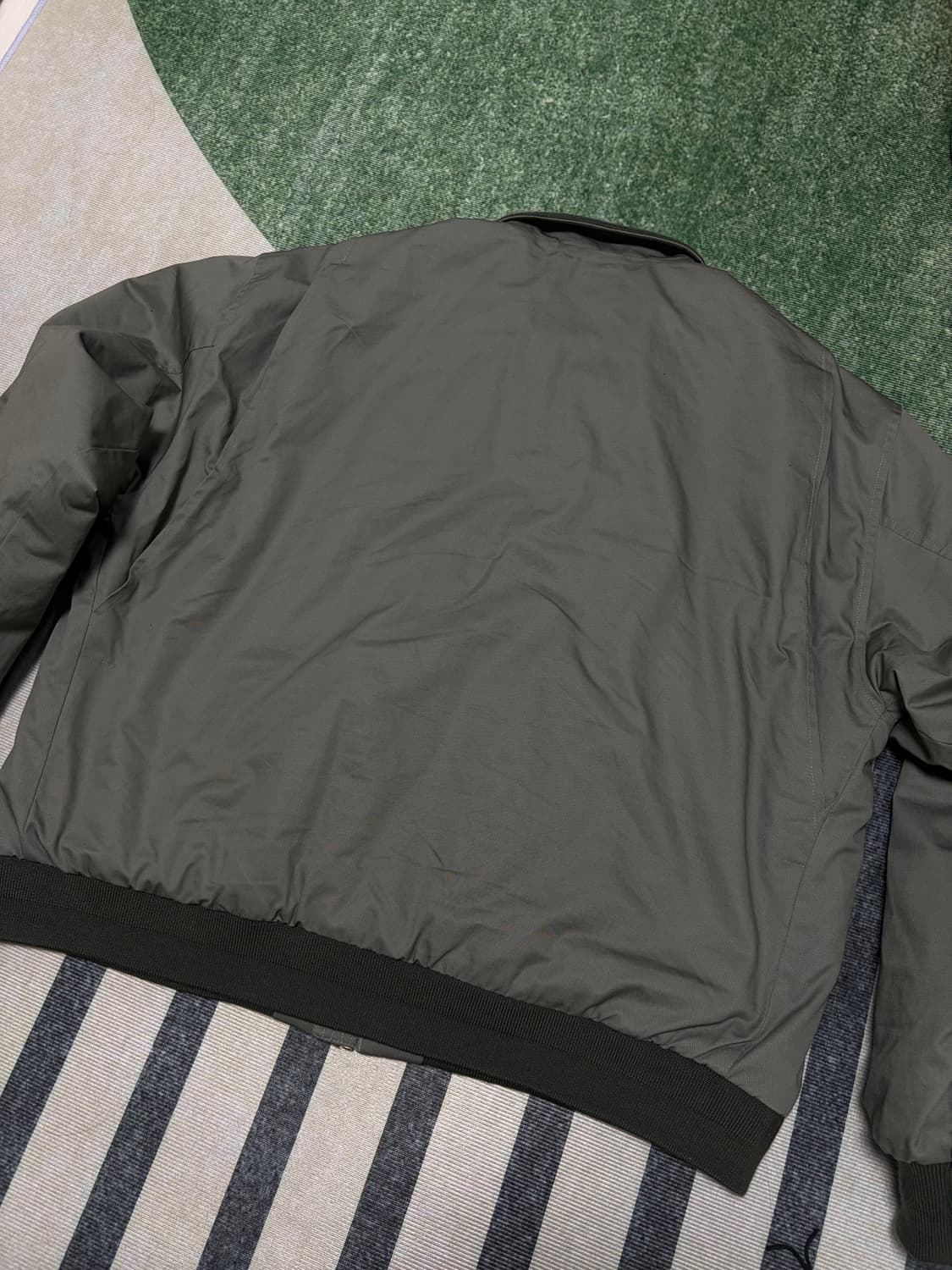 [L]칼하트wip 벌컨 자켓 세이지 그린 판매합니다. 상품이미지4