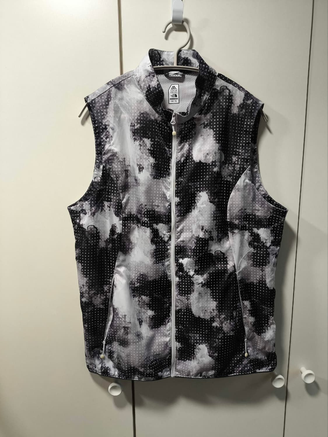 100 노스페이스 타이다이 등산복 조끼 상품이미지1