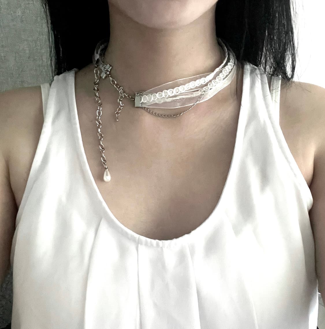 handmade white rose necklace 상품이미지3