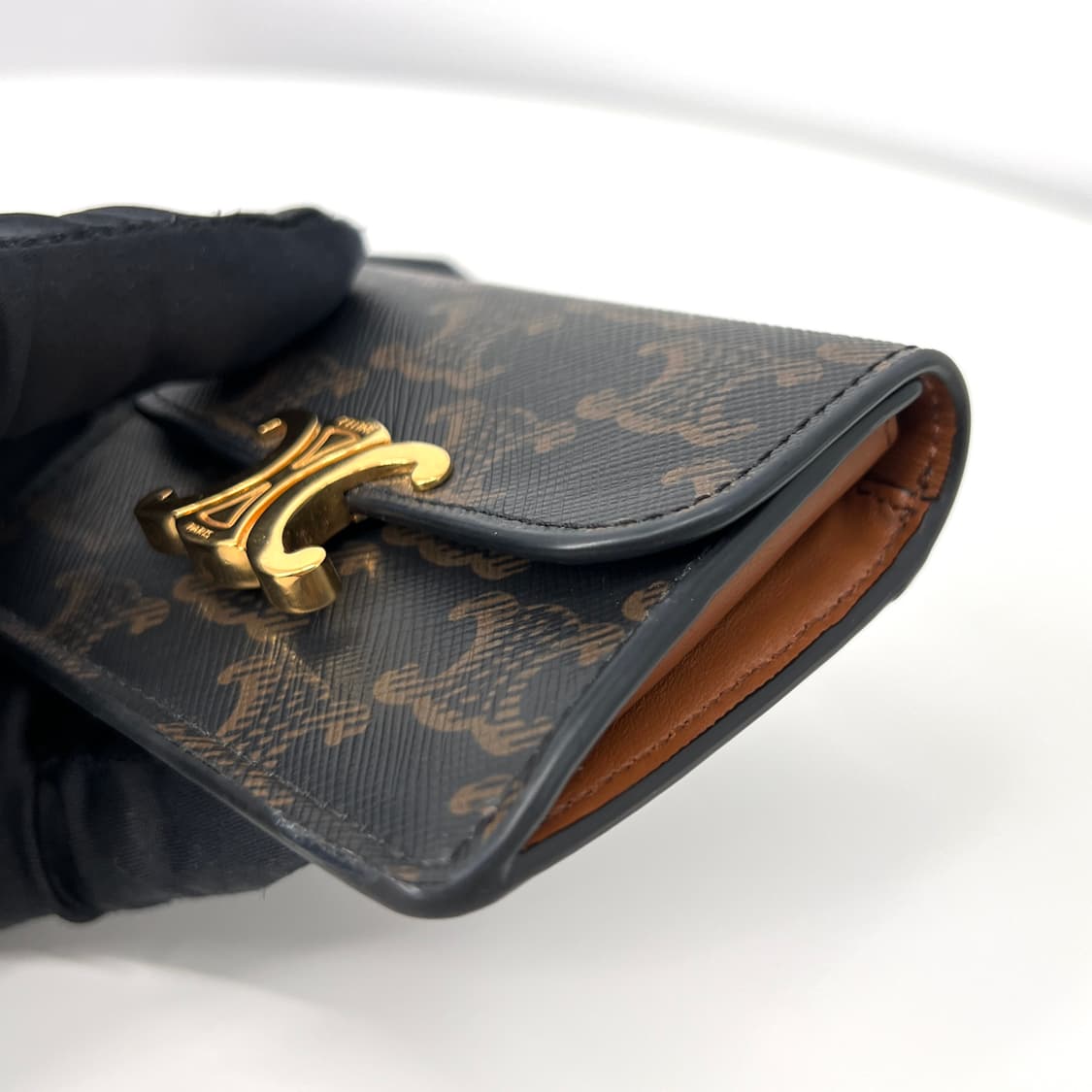 [감정완료] 셀린느 트리오페 플랩 여성 카드지갑 상품이미지7