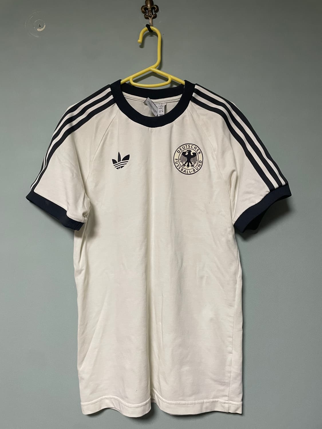 아디다스 독일 아디컬러 클래식 삼선 티셔츠 상품이미지2