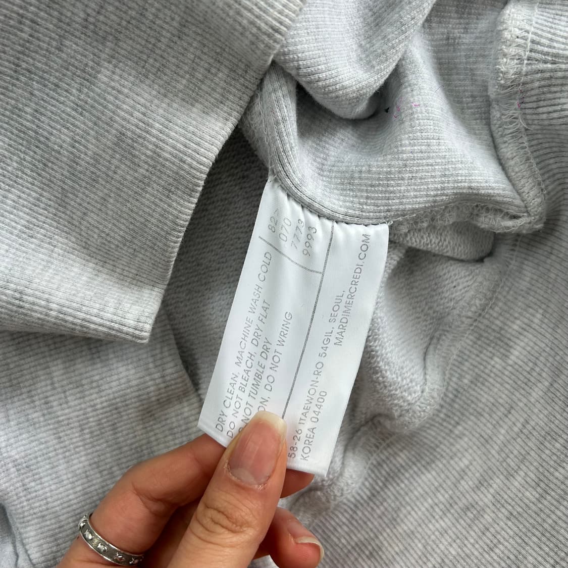 Mardi Mercredi 마르디메크르디 핑크 자수 로고 맨투맨 상품이미지6