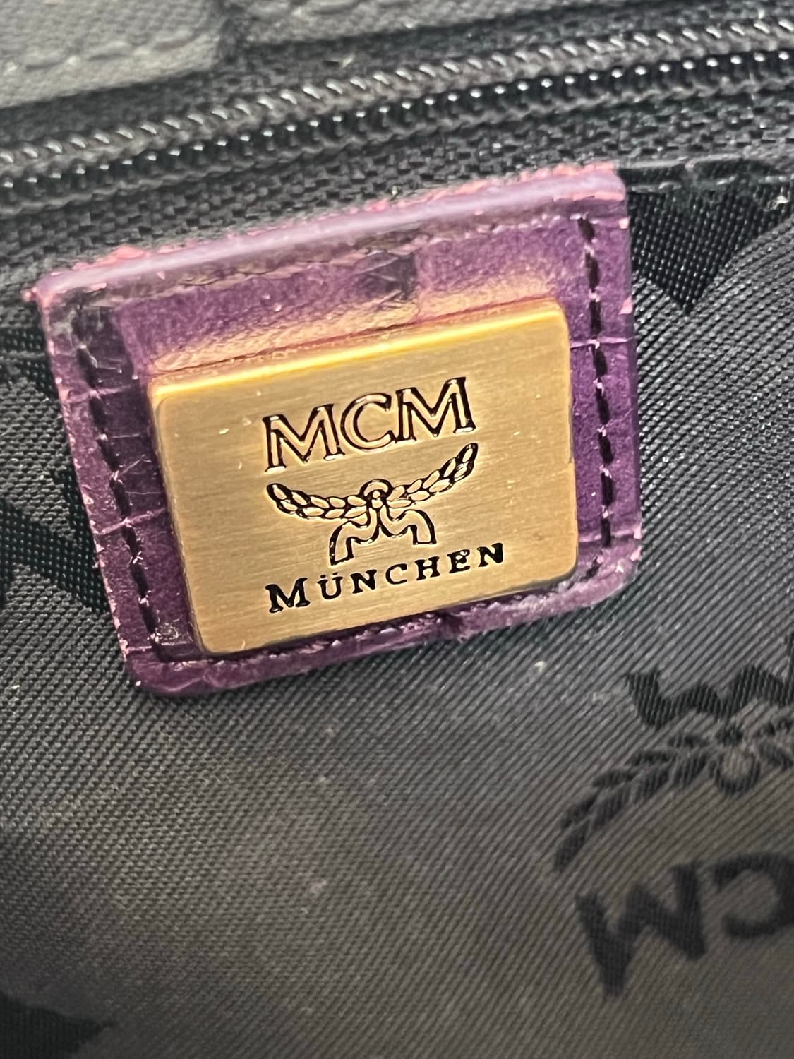 MCM 크로크 레트로 숄더백 상품이미지9