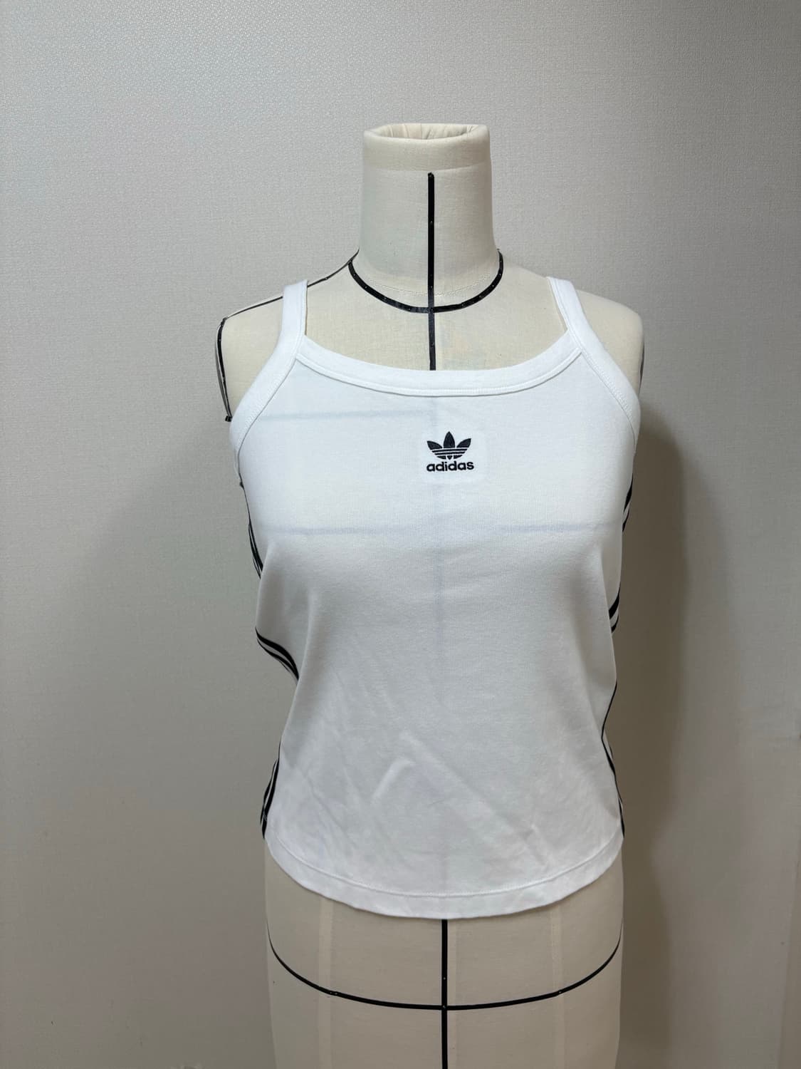 아디다스 adidas original 흰색 나시 상품이미지1