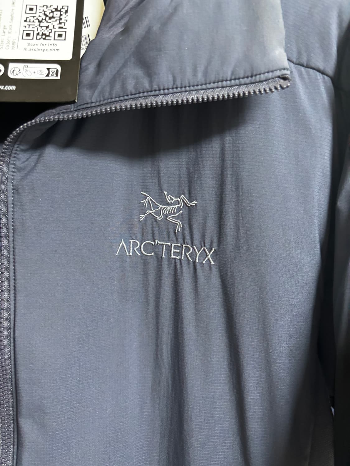 아크테릭스 아톰 후디 블랙사파이어 L사이즈 상품이미지3