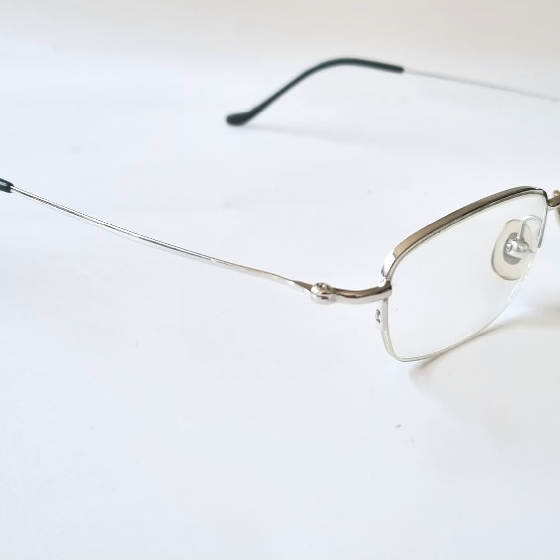 데드스탁 빈티지 실버 메탈 슬림 반무테 안경테 696 상품이미지5