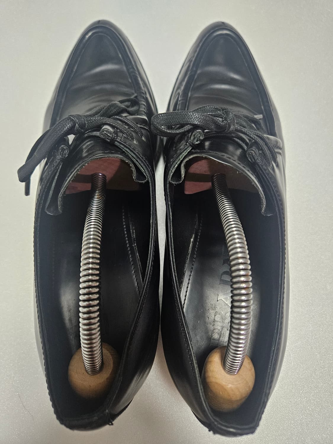 프라다 샤크솔 블랙 260 상품이미지3