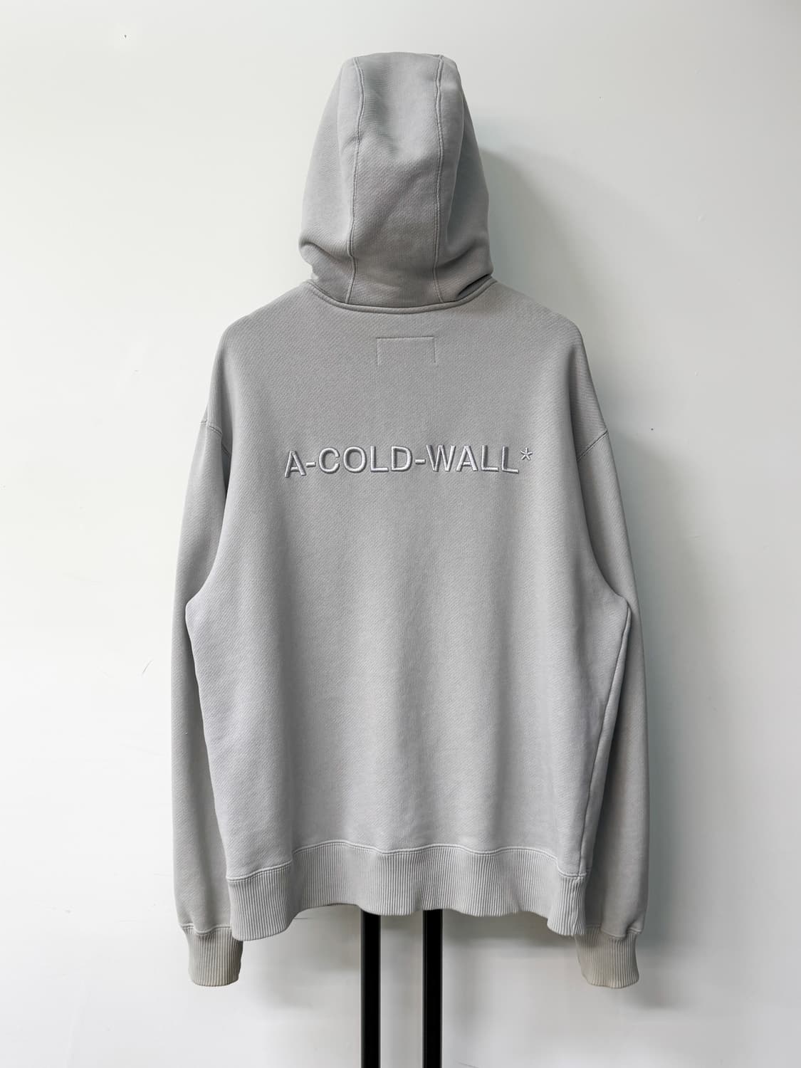 어콜드월 로고 집 후디 상품이미지5