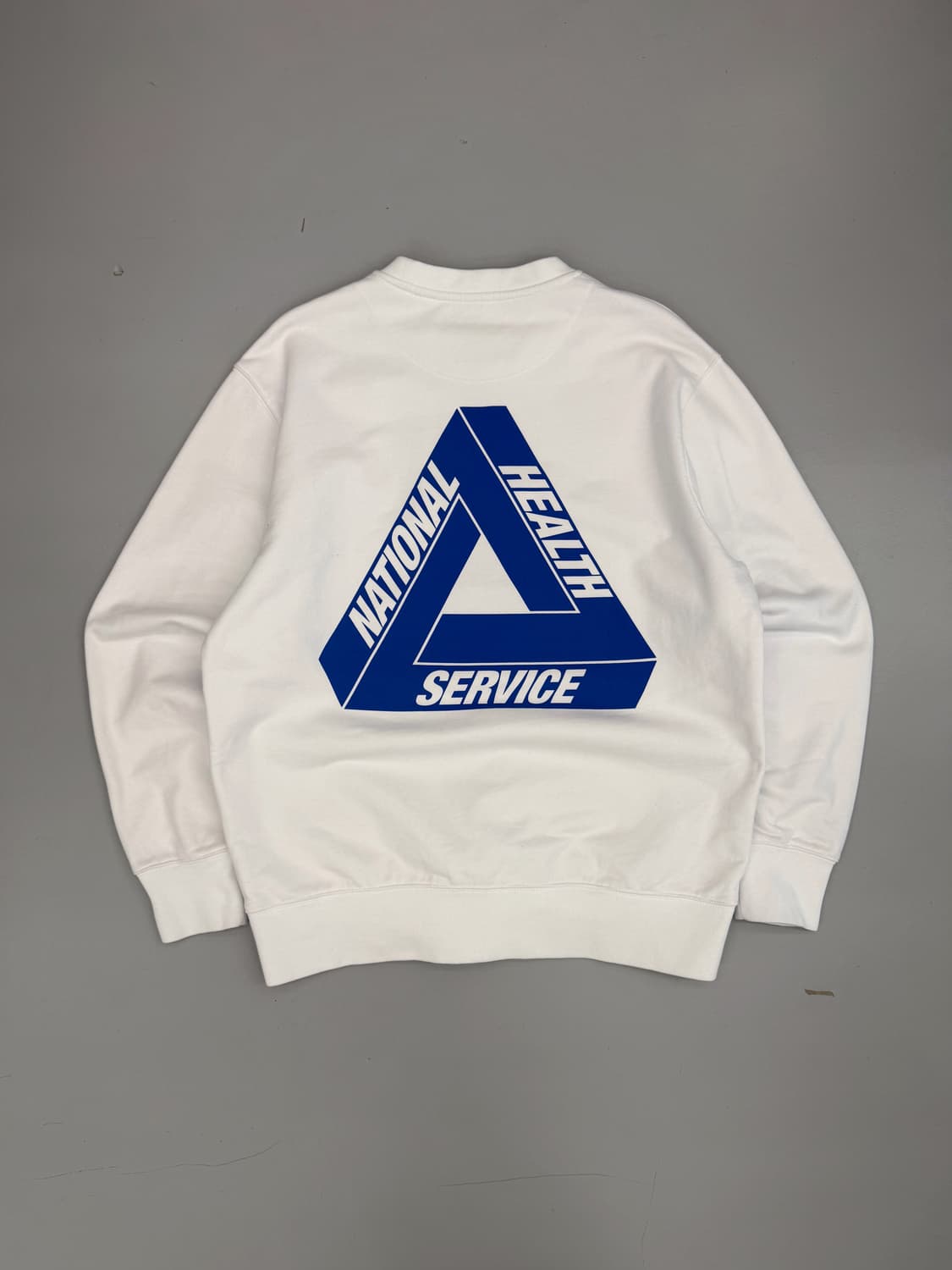 팔라스 20ss 오버핏 NHS TRI-TO HELP 스웻 셔츠 상품이미지1