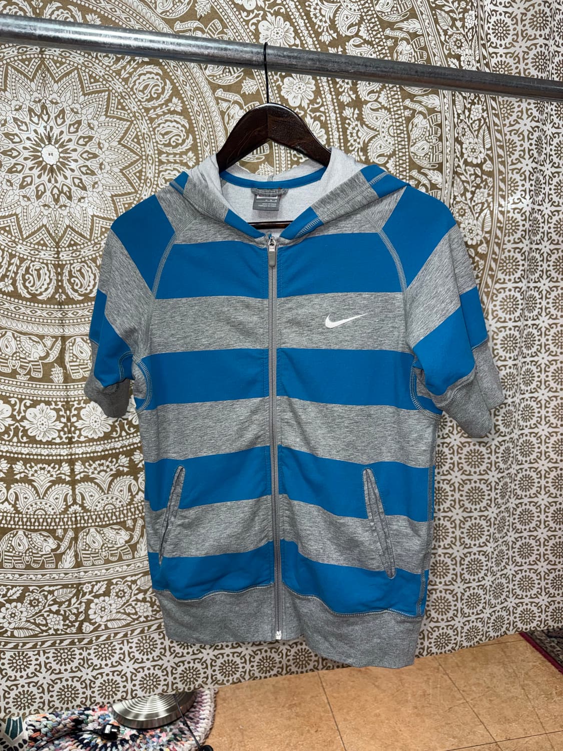 아디다스 여성 스트라이프 반팔 후드집업  상품이미지3