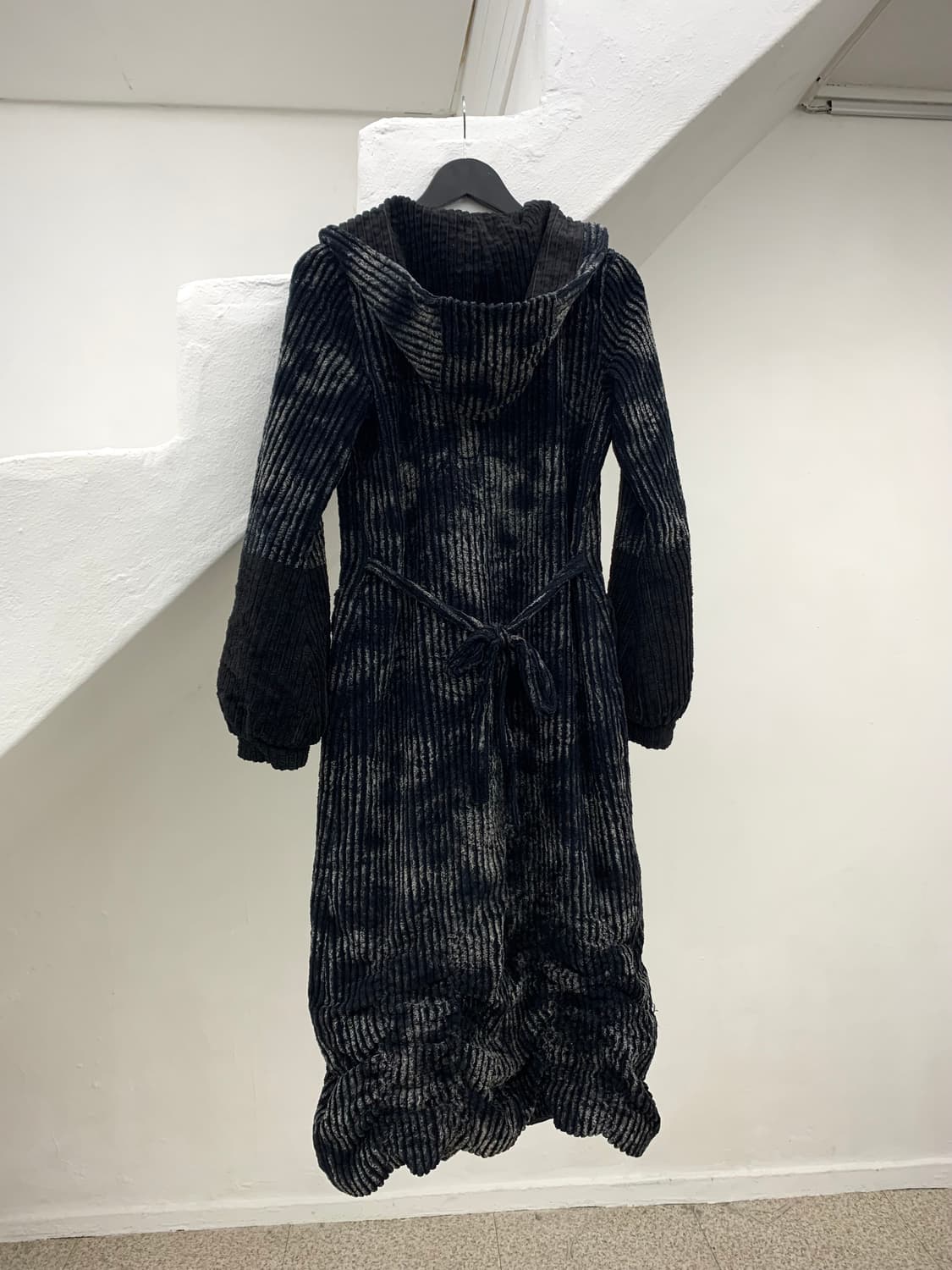 Wizard hood crush velour corduroy coat   상품이미지6