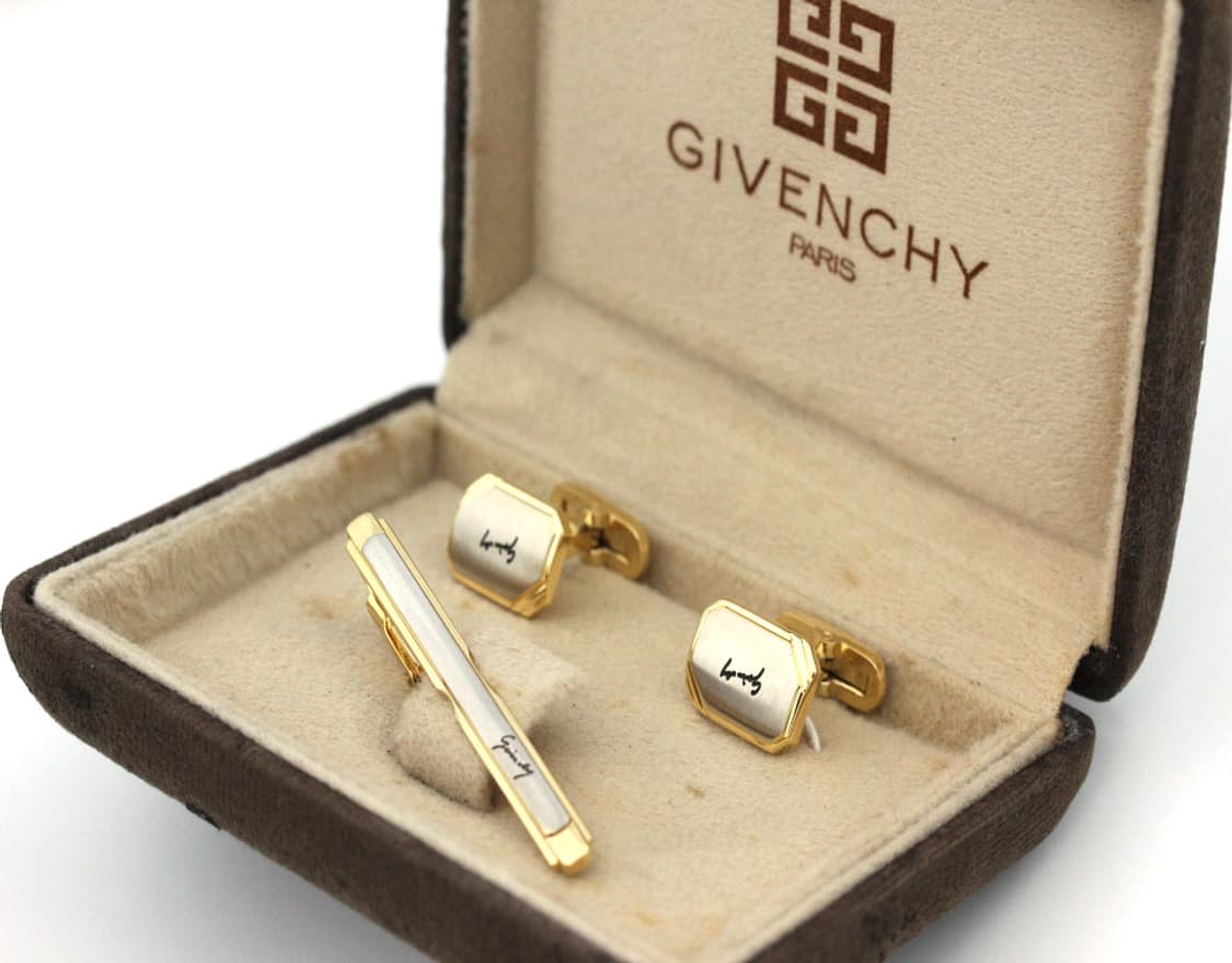 지방시 A등급 5.2cm 명품 넥타이핀 커프스 세트 상품이미지1