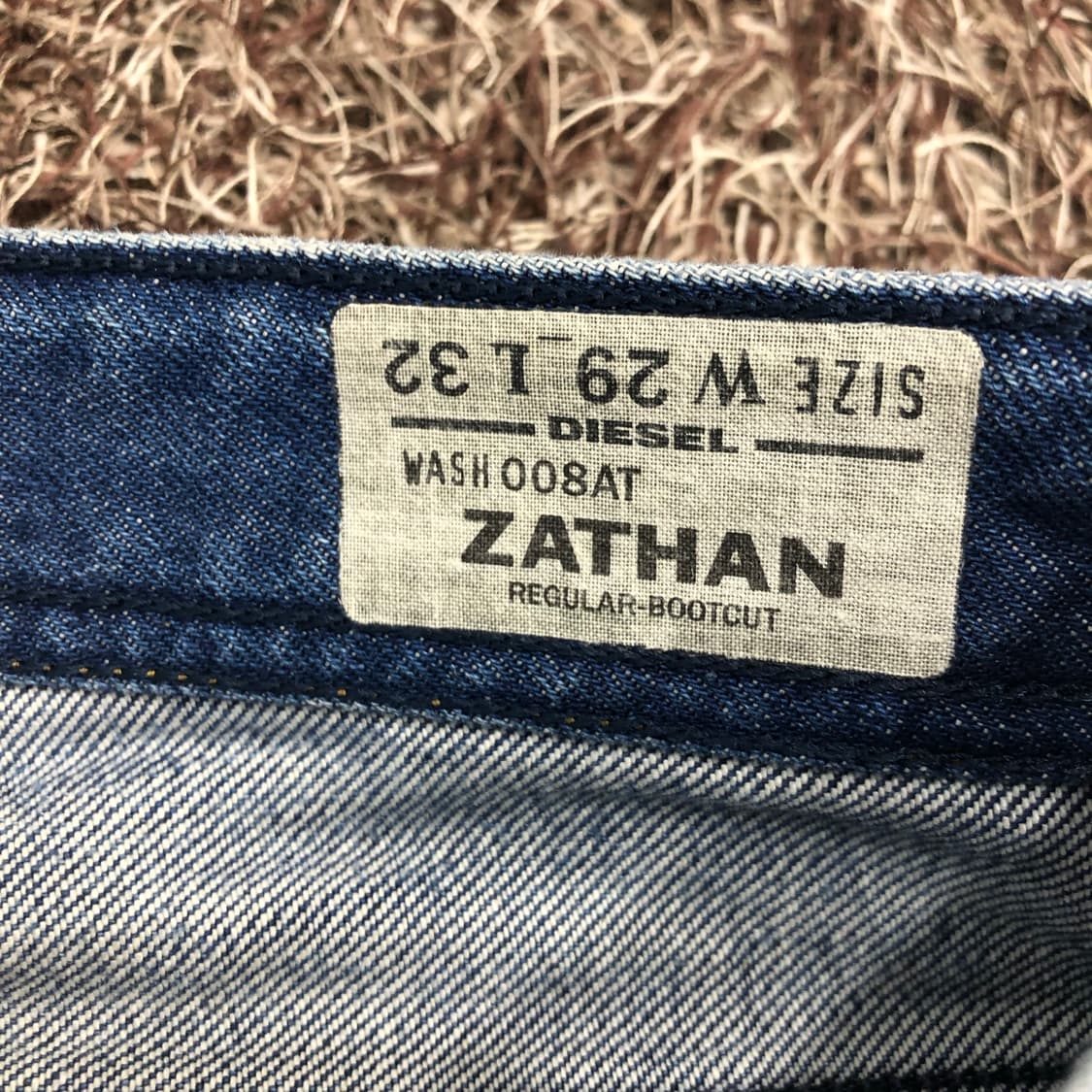 디젤 Zathan 부츠컷 워싱 데님 팬츠 상품이미지5