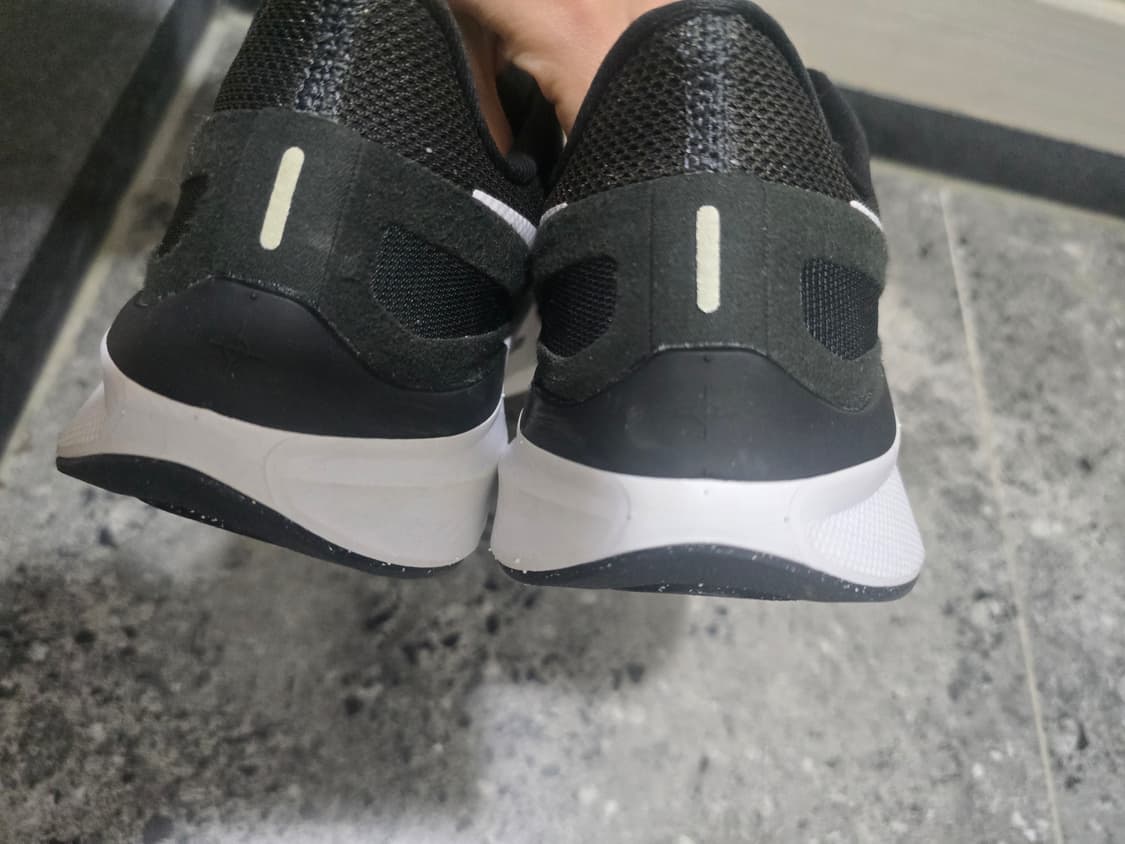 나이키 에어 줌 스트럭처25 블랙 245mm 여성 상품이미지7