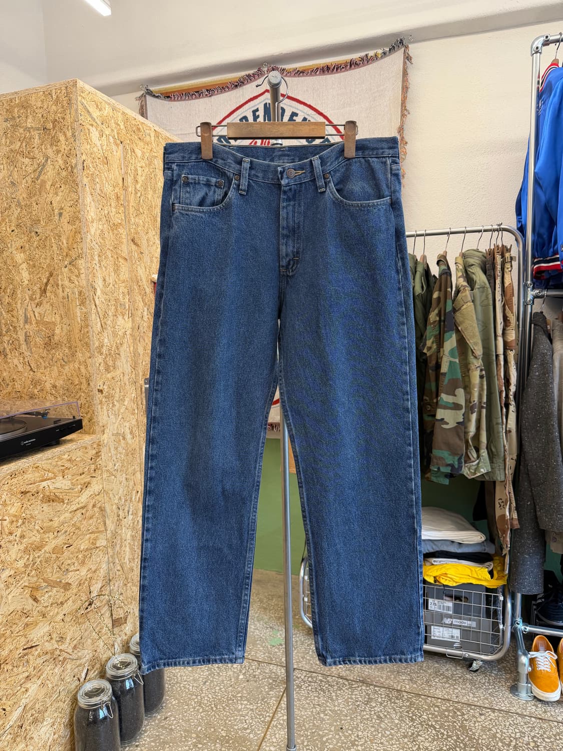 랭글러 릴렉스 핏 인디고 데님 팬츠 상품이미지1