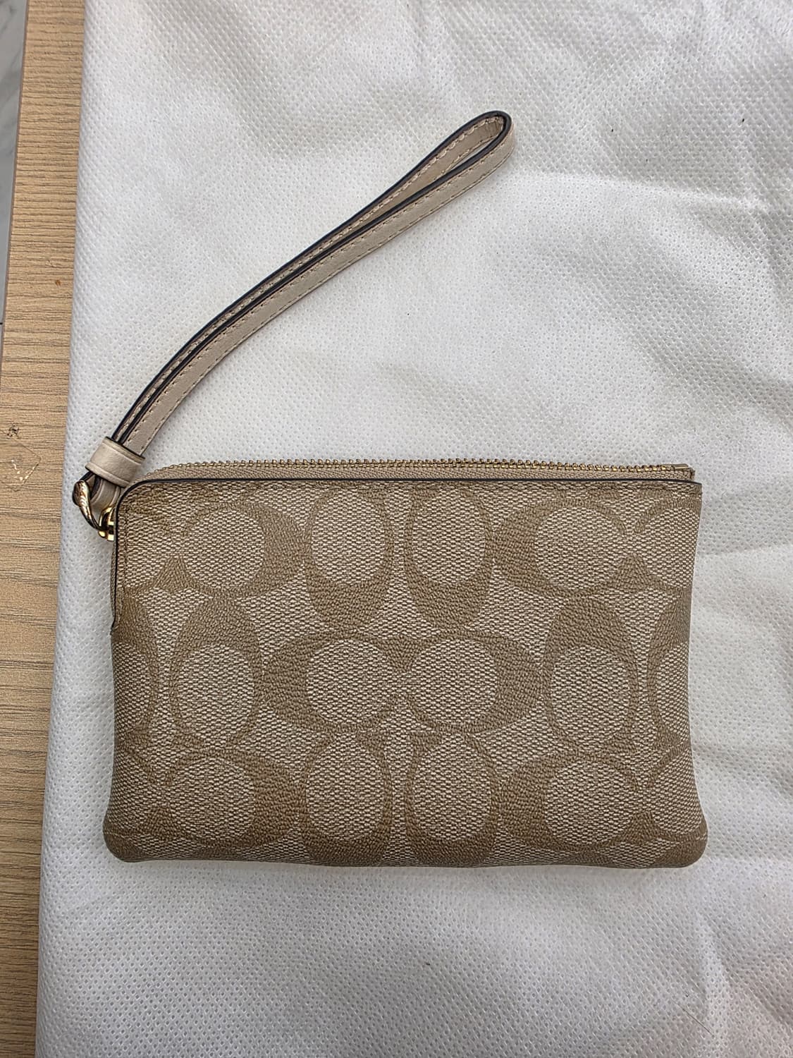 코치 미니 손목지갑 파우치 상품이미지3