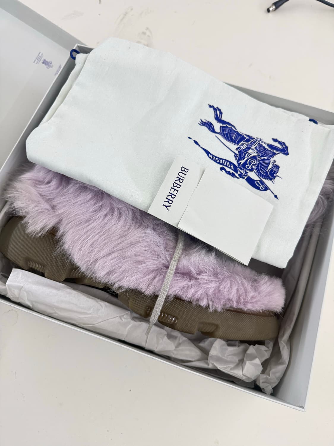 [45 Size] 버버리 시어링 크리퍼 핑크 상품이미지2