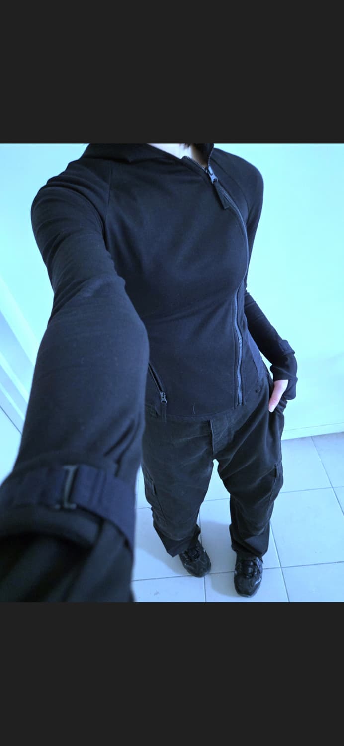 Hyein Seo Hooded Asymmetric Zip Top 상품이미지3