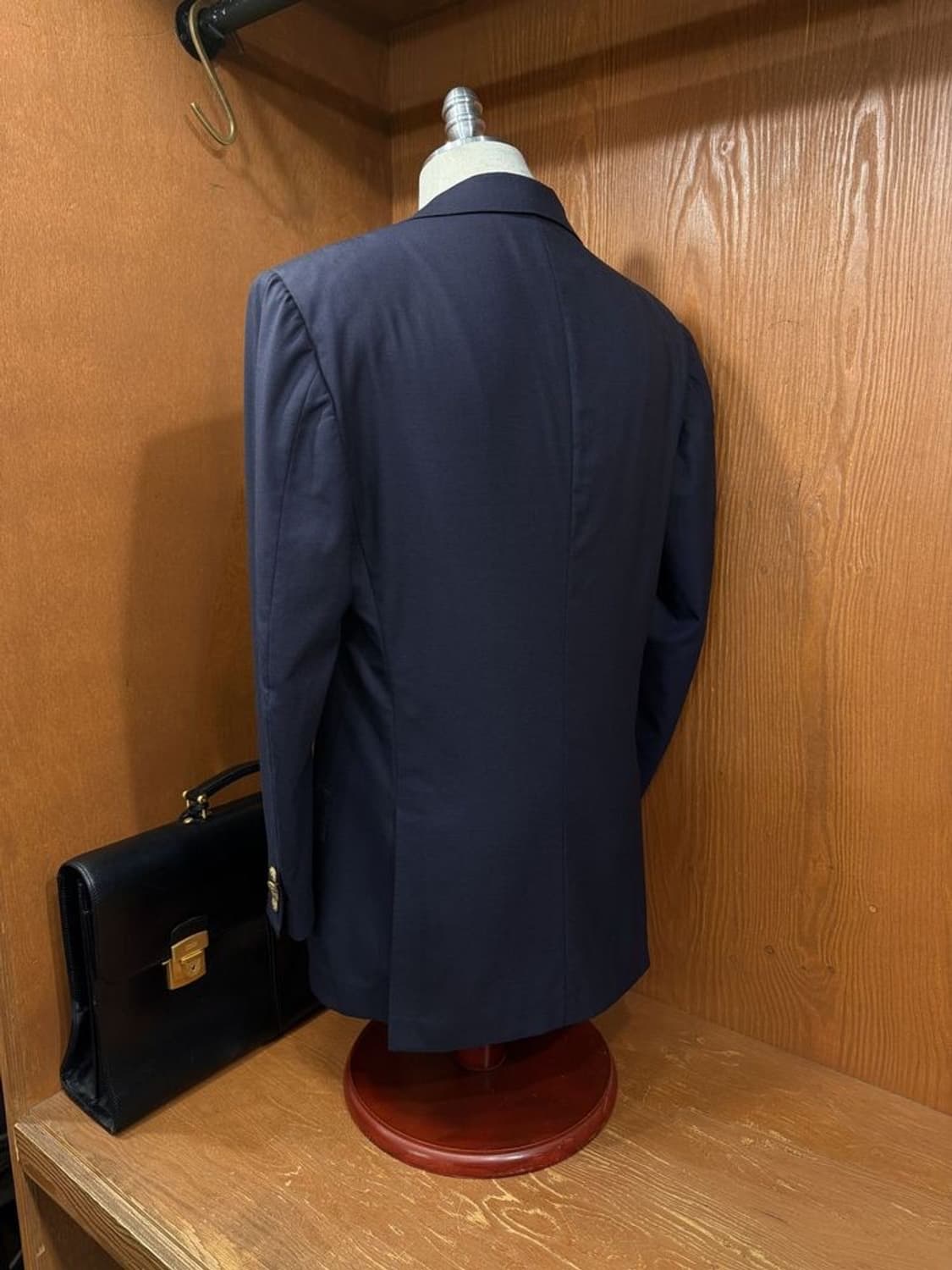 키톤 금장 자켓 상품이미지7