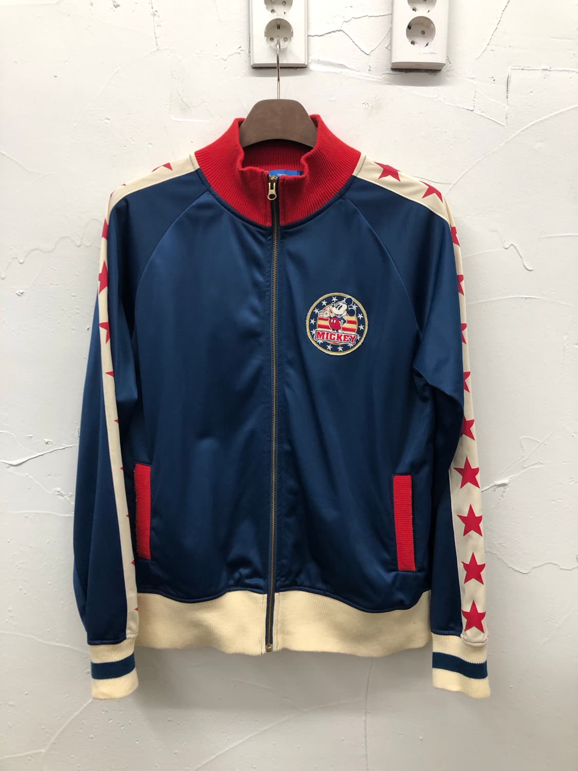 도쿄 디즈니랜드 트랙 집업 상품이미지1