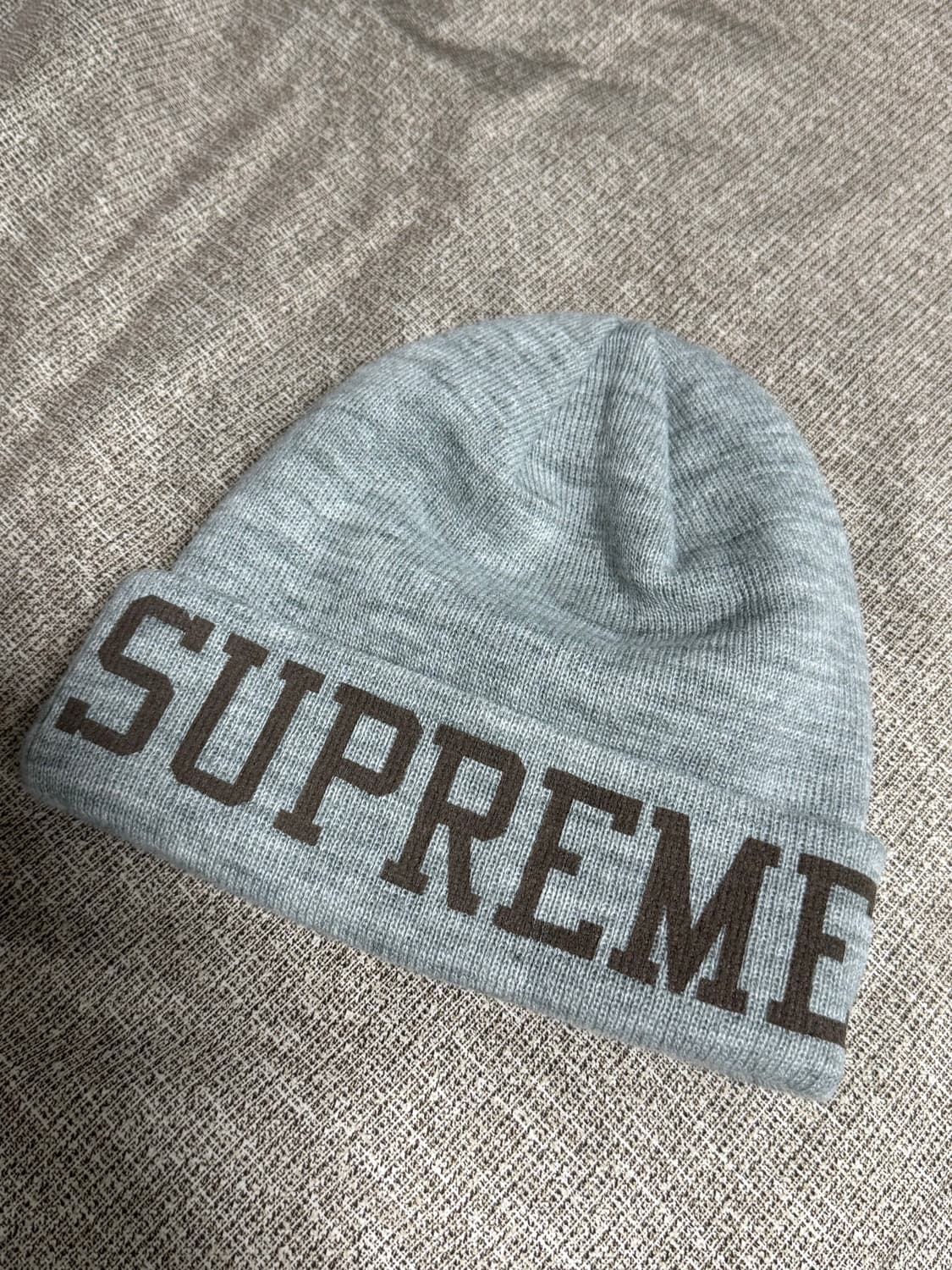 슈프림 뉴에라 바시티 비니 헤더그레이 상품이미지1